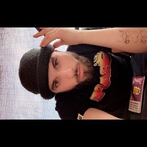 Meet your Posher, Peter